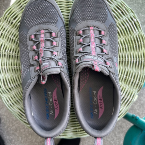 Skechers Air Cooled Archfit - Picture 7 of 9